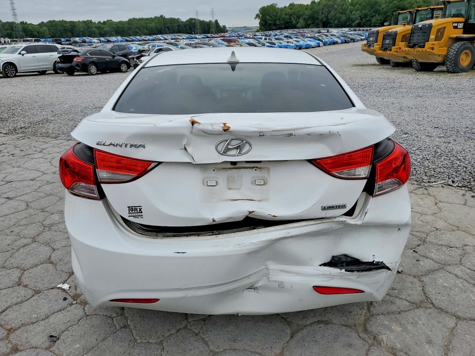 2013 Hyundai Elantra მანქანა იყიდება აუქციონზე, vin: 5NPDH4AE7DH401839, აუქციონის ნომერი: 62316626