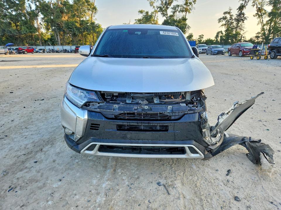 2020 Mitsubishi Outlander მანქანა იყიდება აუქციონზე, vin: JA4AD3A35LZ045254, აუქციონის ნომერი: 62321926