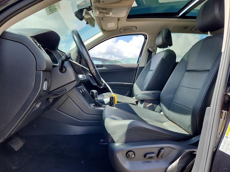62099096 :رقم المزاد ، 3VV3B7AX6JM088399 vin ، 2018 Volkswagen Tiguan مزاد بيع