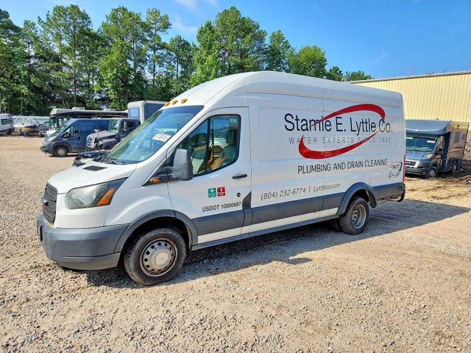 61730416 :رقم المزاد ، 1FTWS4XG6FKB06030 vin ، 2015 Ford Transit مزاد بيع
