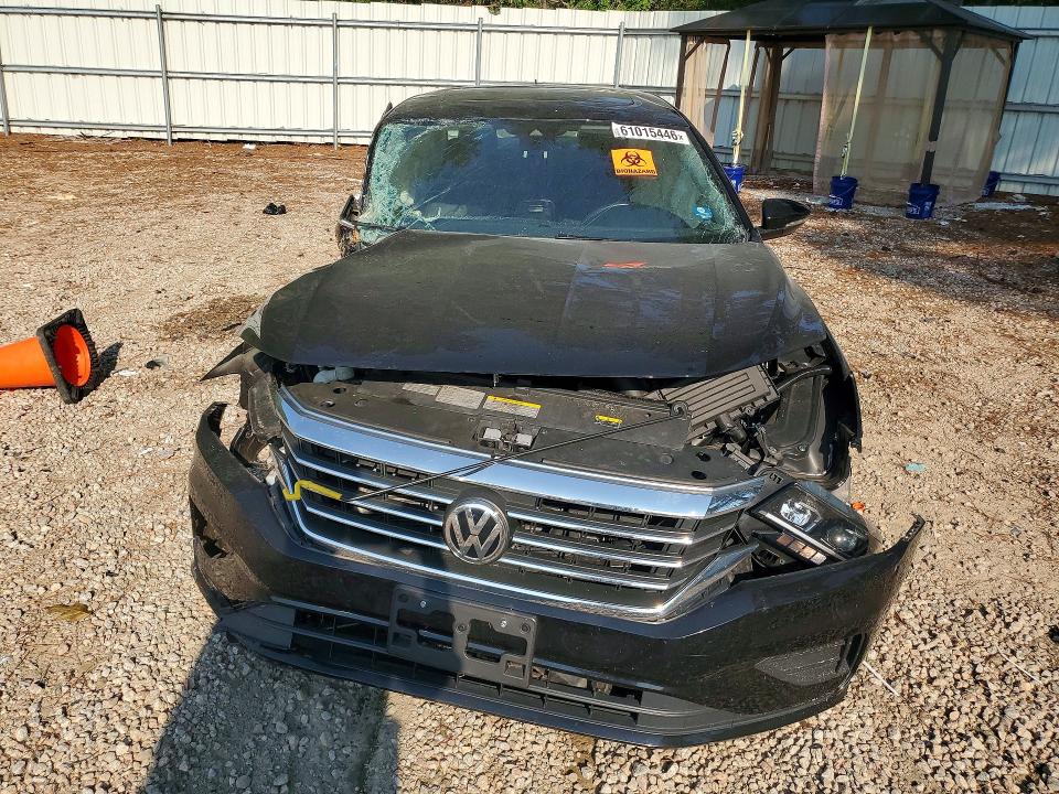 Продажа на аукционе авто 2021 Volkswagen Passat, vin: 1VWSA7A31MC016488, номер лота: 61015446