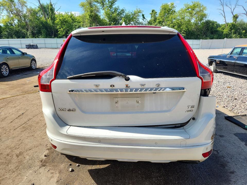 2015 Volvo Xc60 მანქანა იყიდება აუქციონზე, vin: YV4612RK5F2643137, აუქციონის ნომერი: 60032786