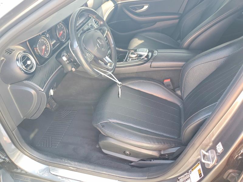 58478146 :رقم المزاد ، WDDZF4KB4HA100190 vin ، 2017 Mercedes-benz E مزاد بيع