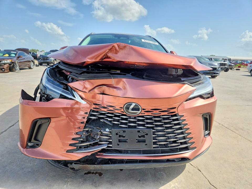 61731766 :رقم المزاد ، 2T2BBMCA8RC039481 vin ، 2024 Lexus Rx 350h مزاد بيع