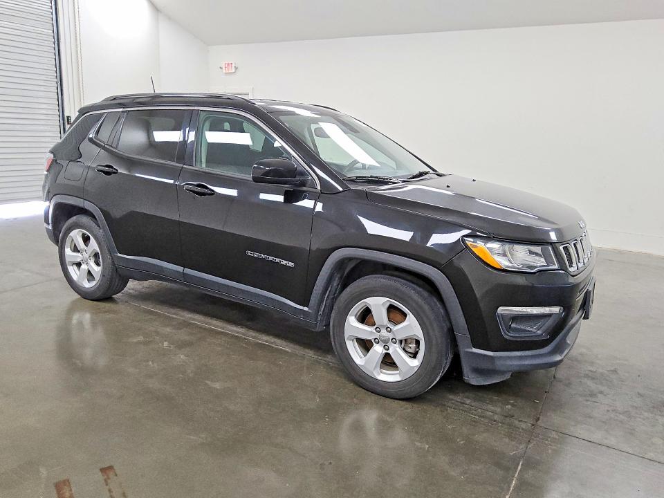 54905296 :رقم المزاد ، 3C4NJCBB8MT592517 vin ، 2021 Jeep Compass مزاد بيع