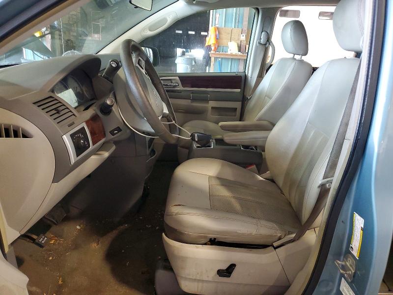 2009 Chrysler Town & Country მანქანა იყიდება აუქციონზე, vin: 2A8HR541X9R675181, აუქციონის ნომერი: 61617926