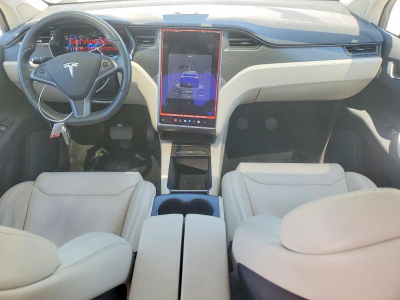 Продажа на аукционе авто 2018 Tesla Model X, vin: 5YJXCAE20JF111740, номер лота: 61988186