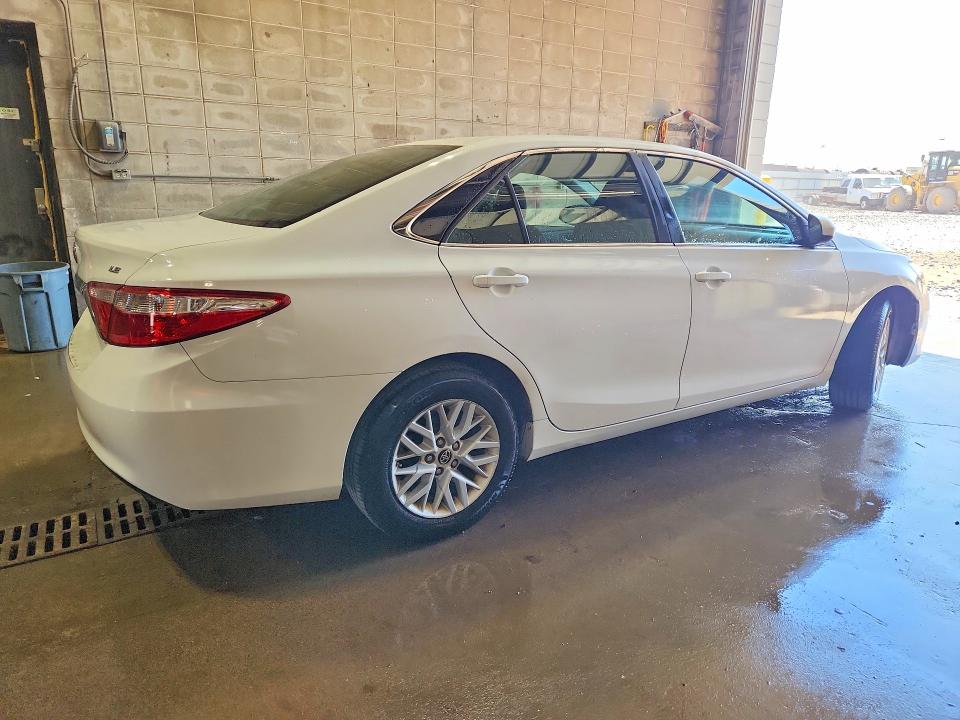 61082656 :رقم المزاد ، 4T1BF1FK8GU159904 vin ، 2016 Toyota Camry مزاد بيع