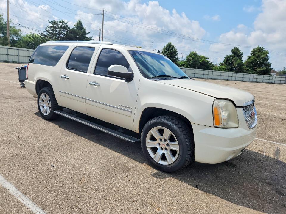 60132946 :رقم المزاد ، 1GKS2MEF6DR186575 vin ، 2013 Gmc Yukon Xl مزاد بيع