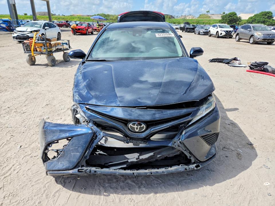 2019 Toyota Camry მანქანა იყიდება აუქციონზე, vin: 4T1B11HK0KU279622, აუქციონის ნომერი: 62333596