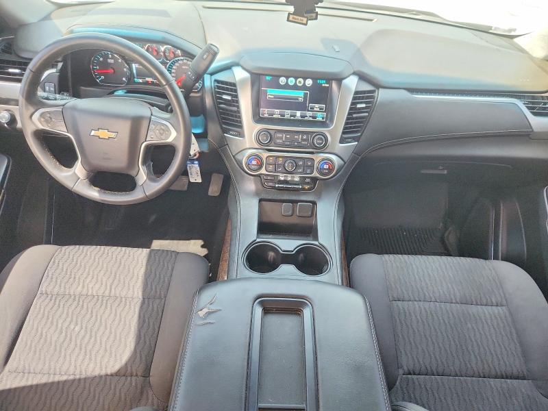 61703586 :رقم المزاد ، 1GNSCAKC5HR353815 vin ، 2017 Chevrolet Tahoe مزاد بيع