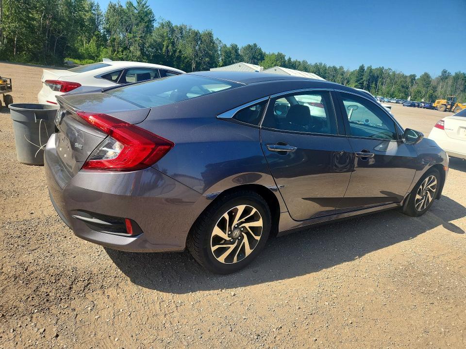 2018 Honda Civic მანქანა იყიდება აუქციონზე, vin: 2HGFC2F64JH020274, აუქციონის ნომერი: 60129646