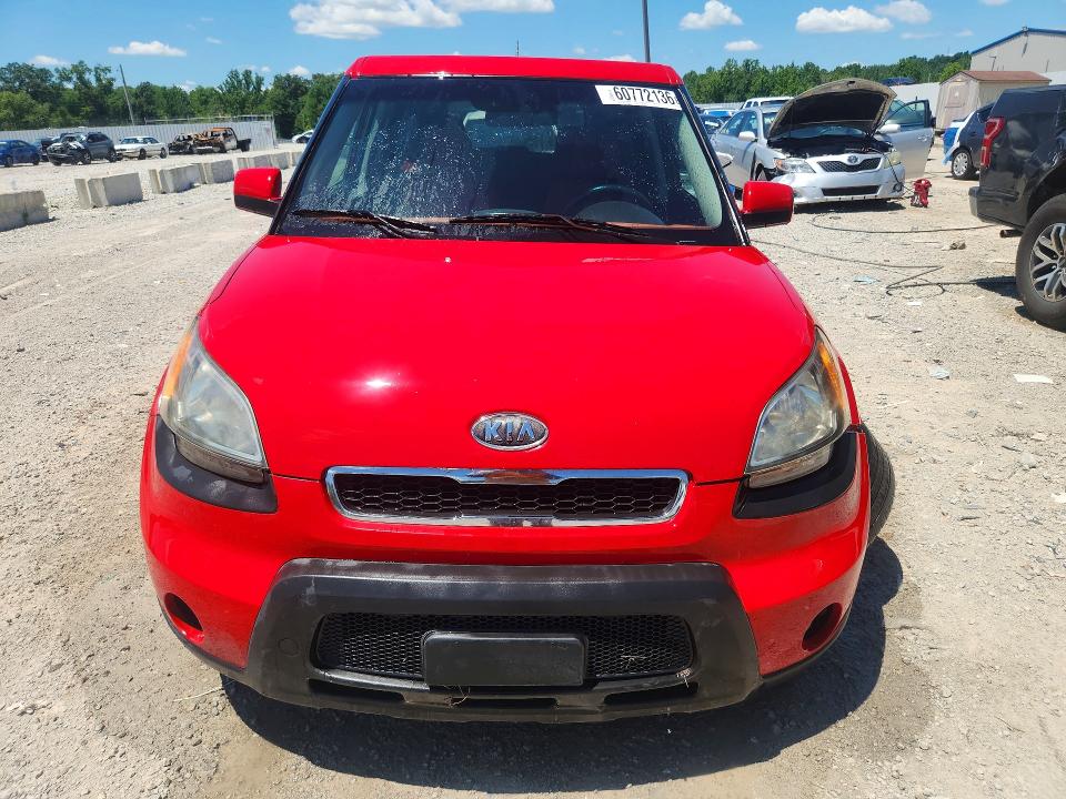 60772136 :رقم المزاد ، KNDJT2A29B7228984 vin ، 2011 Kia Soul مزاد بيع