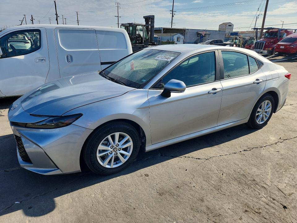 62122446 :رقم المزاد ، 4T1DAACKXTU217369 vin ، 2026 Toyota Camry مزاد بيع