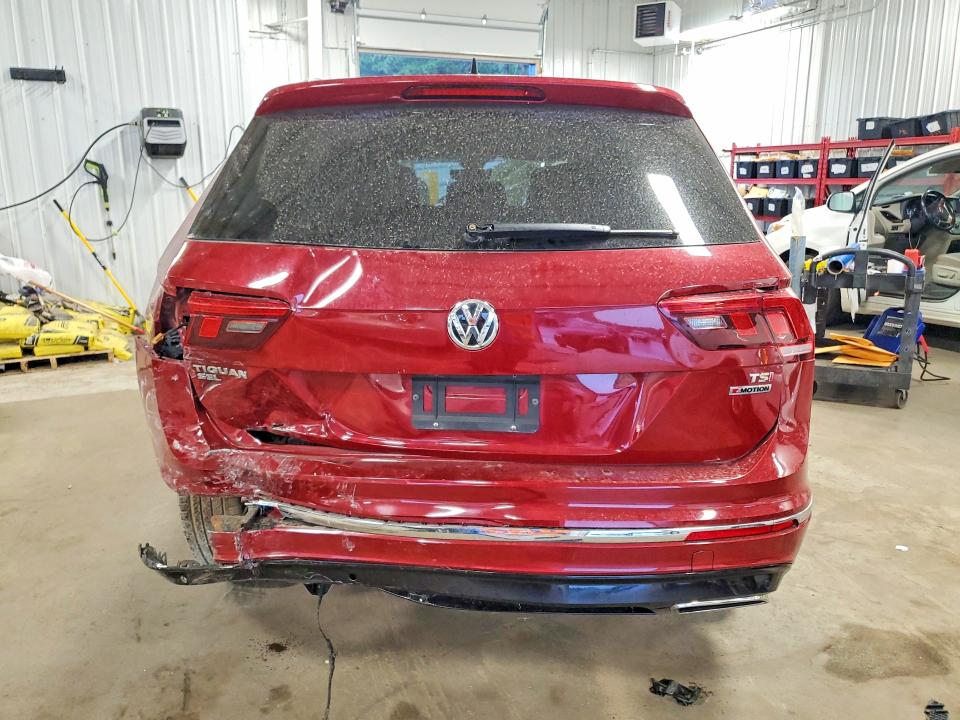 Продажа на аукционе авто 2018 Volkswagen Tiguan, vin: 3VV4B7AX6JM198020, номер лота: 63255636