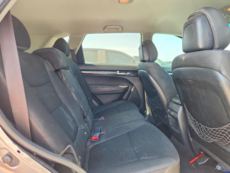 60085536 :رقم المزاد ، 5XYKT3A69EG425030 vin ، 2014 Kia Sorento مزاد بيع