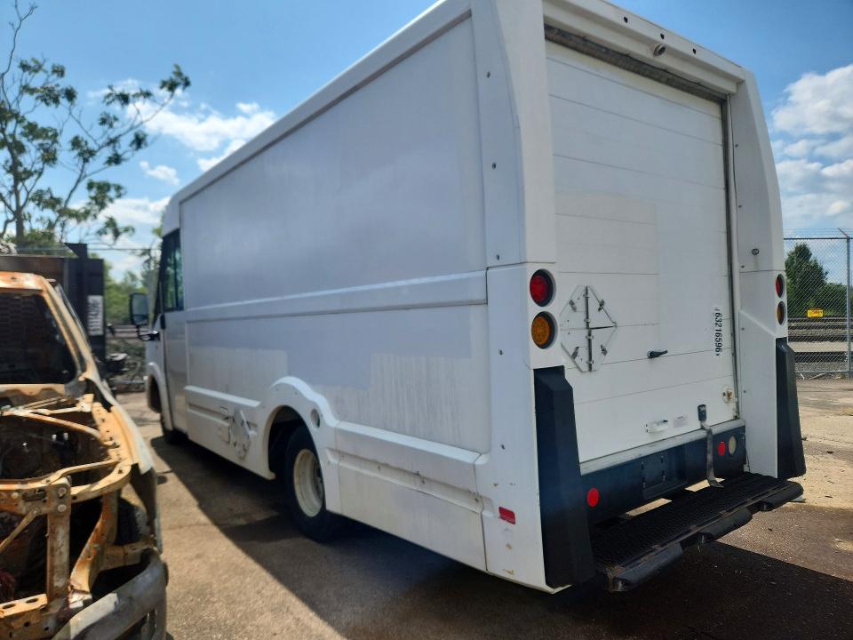 Продаж на аукціоні авто 2013 Isuzu Npr, vin: JALB4T173D7W01327, номер лоту: 63216596