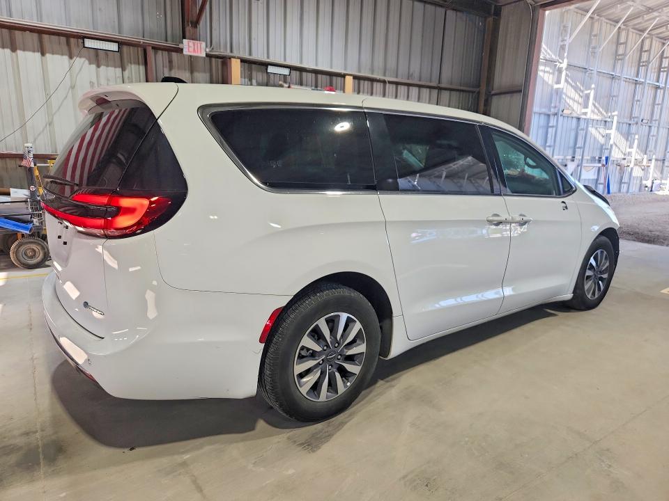 2024 Chrysler Pacifica მანქანა იყიდება აუქციონზე, vin: 2C4RC1S78RR158149, აუქციონის ნომერი: 61771856
