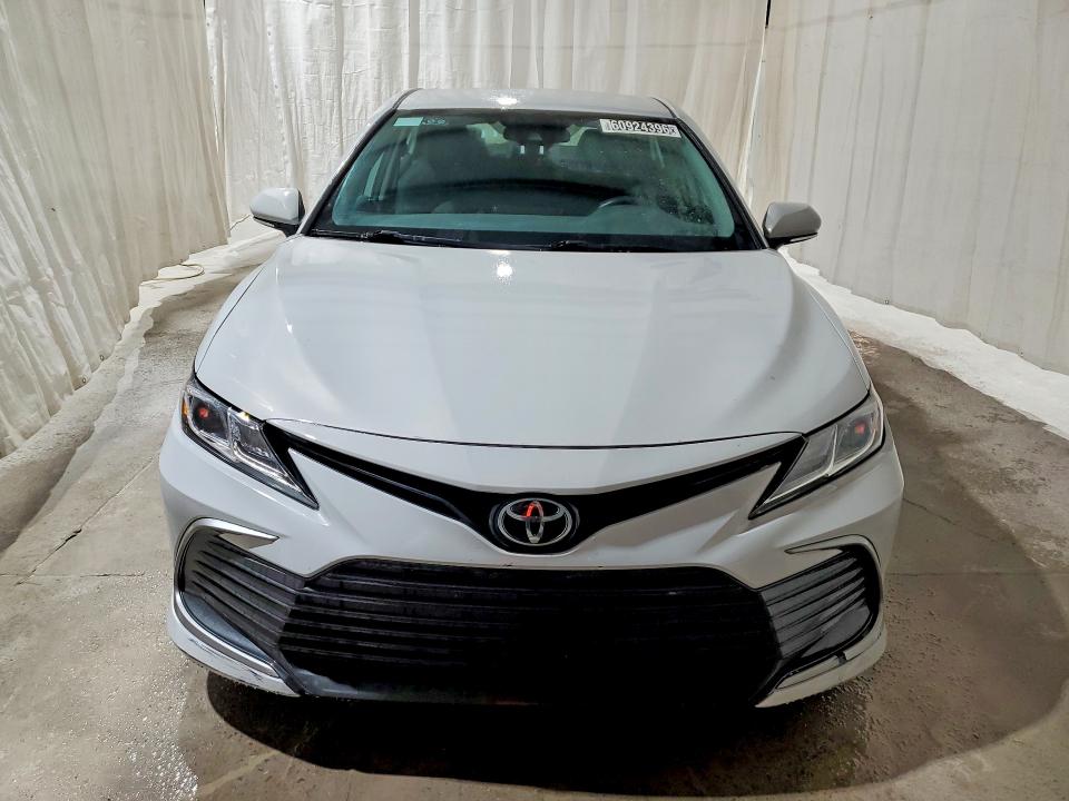 Продажа на аукционе авто 2023 Toyota Camry, vin: 4T1C11AK1PU111672, номер лота: 60924396