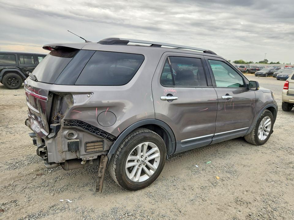 60994916 :رقم المزاد ، 1FMHK7D85BGA43163 vin ، 2011 Ford Explorer مزاد بيع