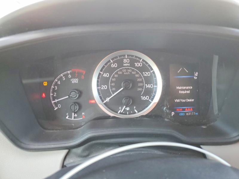 62063396 :رقم المزاد ، 5YFEPRAEXLP042895 vin ، 2020 Toyota Corolla مزاد بيع