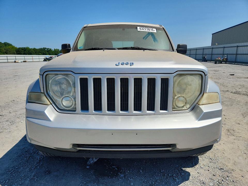 63223816 :رقم المزاد ، 1J4PN2GK3BW553836 vin ، 2011 Jeep Liberty مزاد بيع