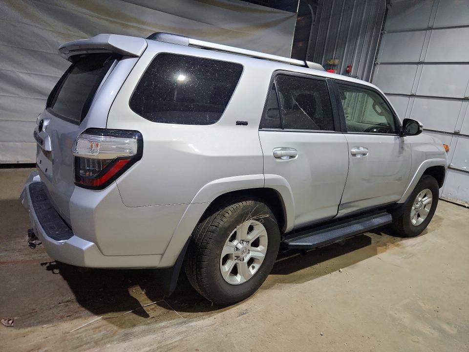 2021 Toyota 4runner მანქანა იყიდება აუქციონზე, vin: JTENU5JR4M5960463, აუქციონის ნომერი: 60784426