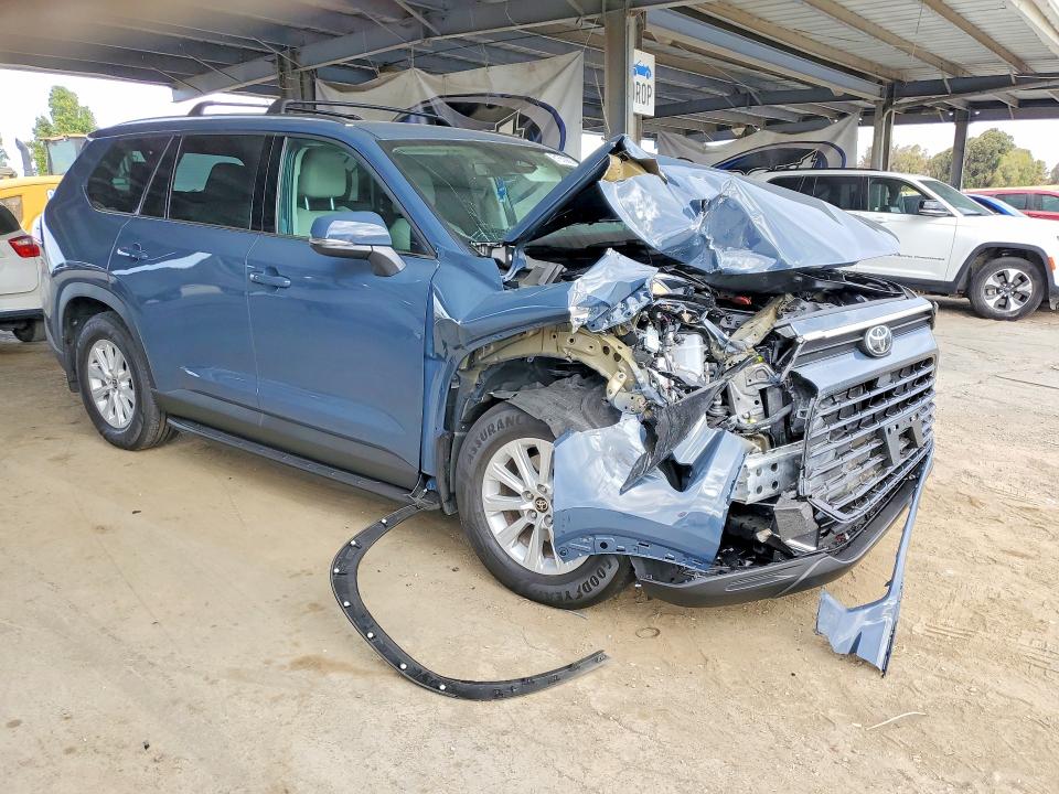 2026 Toyota Grand Highlander Hybrid მანქანა იყიდება აუქციონზე, vin: 5TDACAB5XTS100716, აუქციონის ნომერი: 61552906