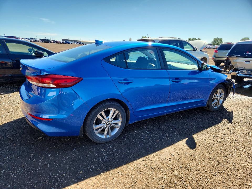2017 Hyundai Elantra მანქანა იყიდება აუქციონზე, vin: KMHD84LF3HU330734, აუქციონის ნომერი: 59988536