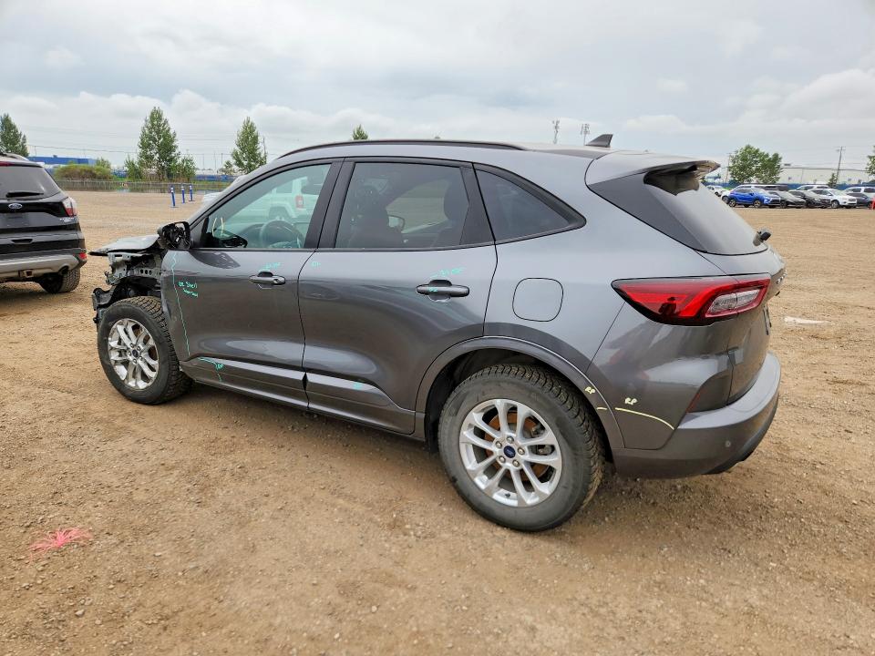60695306 :رقم المزاد ، 1FMCU9NA3PUA32639 vin ، 2023 Ford Escape مزاد بيع