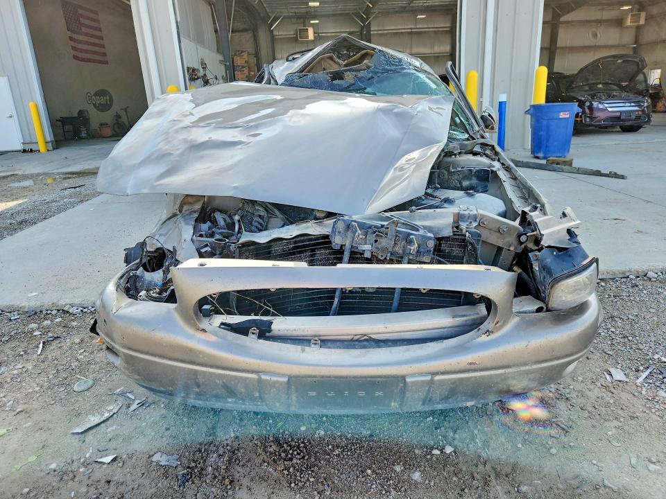 62756816 :رقم المزاد ، 1G4HR54K0YU174071 vin ، 2000 Buick Lesabre مزاد بيع