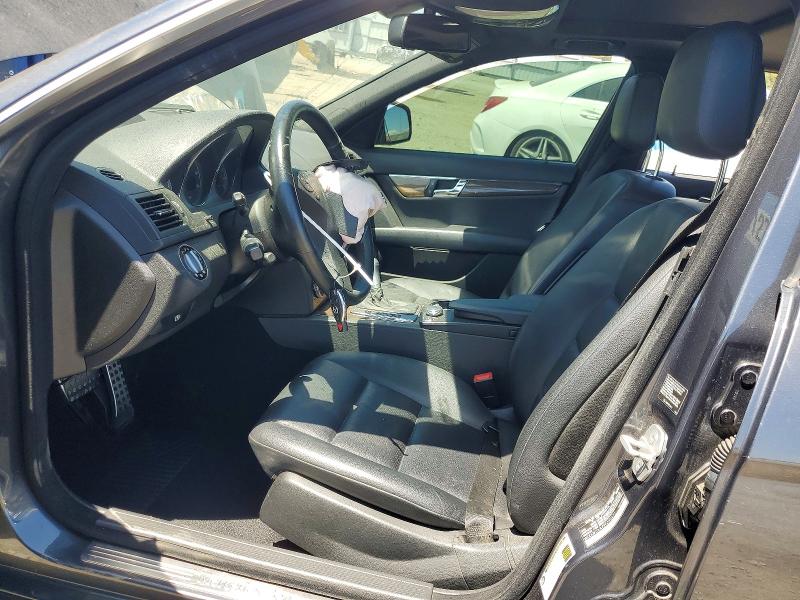 61431276 :رقم المزاد ، WDDGF56X79F240211 vin ، 2009 Mercedes-benz C مزاد بيع