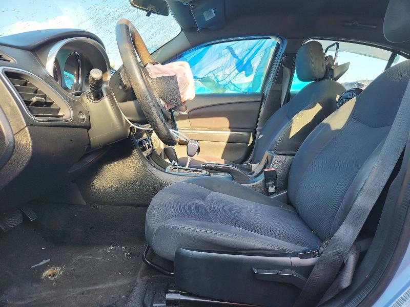 2013 Chrysler 200 მანქანა იყიდება აუქციონზე, vin: 1C3CCBAB7DN733952, აუქციონის ნომერი: 55588376