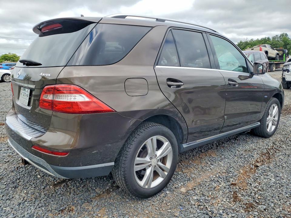 2012 Mercedes-benz Ml მანქანა იყიდება აუქციონზე, vin: 4JGDA5HB2CA024991, აუქციონის ნომერი: 62720286