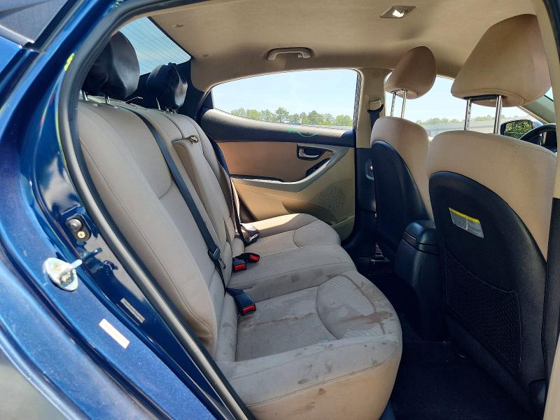 63104326 :رقم المزاد ، KMHDH4AE4FU320933 vin ، 2015 Hyundai Elantra مزاد بيع