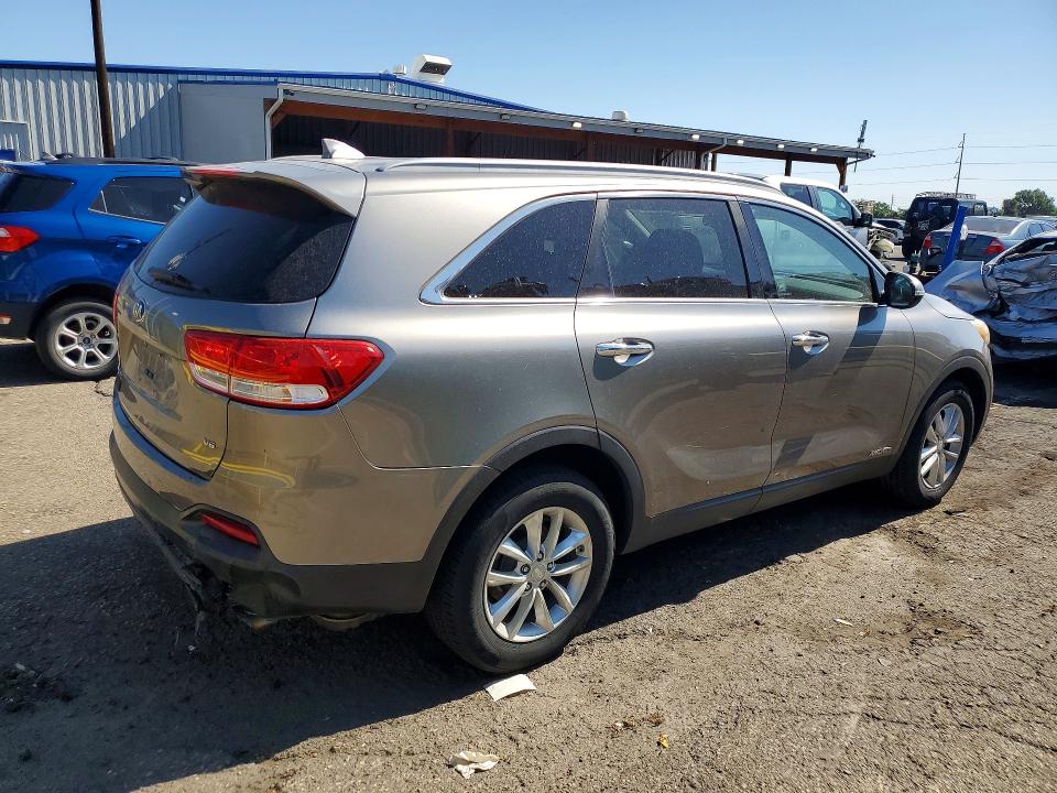 2016 Kia Sorento მანქანა იყიდება აუქციონზე, vin: 5XYPGDA57GG025459, აუქციონის ნომერი: 60162006