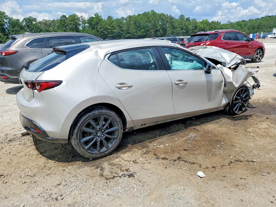 61139266 :رقم المزاد ، JM1BPAKLXT1857586 vin ، 2026 Mazda 3 مزاد بيع