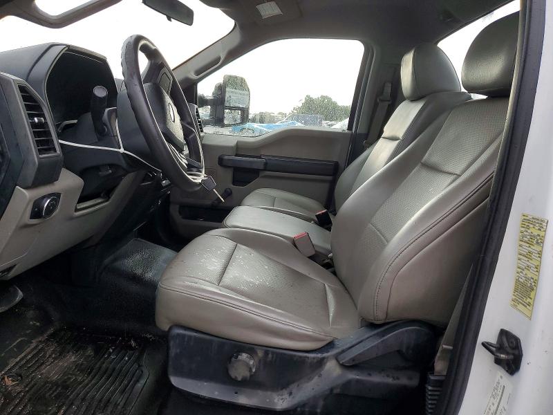 61770266 :رقم المزاد ، 1FDBF2A60HEB60251 vin ، 2017 Ford F250supdty مزاد بيع
