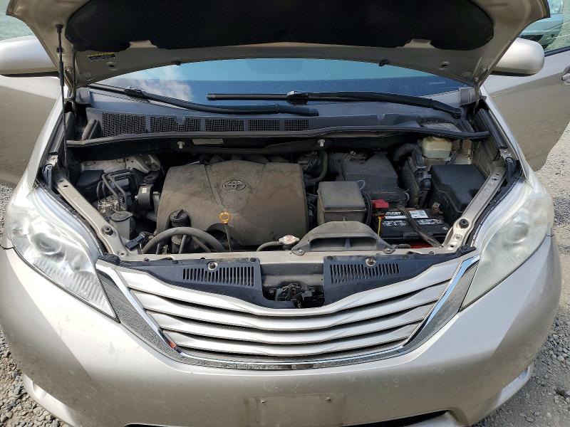 Aukcja sprzedaży 2017 Toyota Sienna, vin: 5TDKZ3DC2HS799745, numer aukcji: 62120736