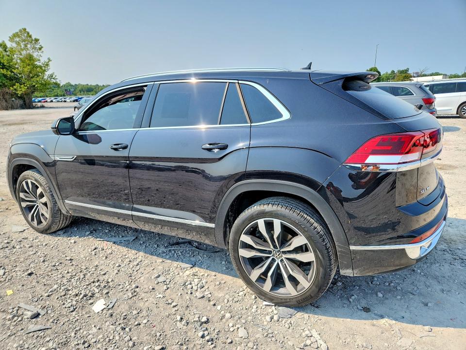 60074186 :رقم المزاد ، 1V2FE2CA1PC205233 vin ، 2023 Volkswagen Atlas Cross Sport مزاد بيع