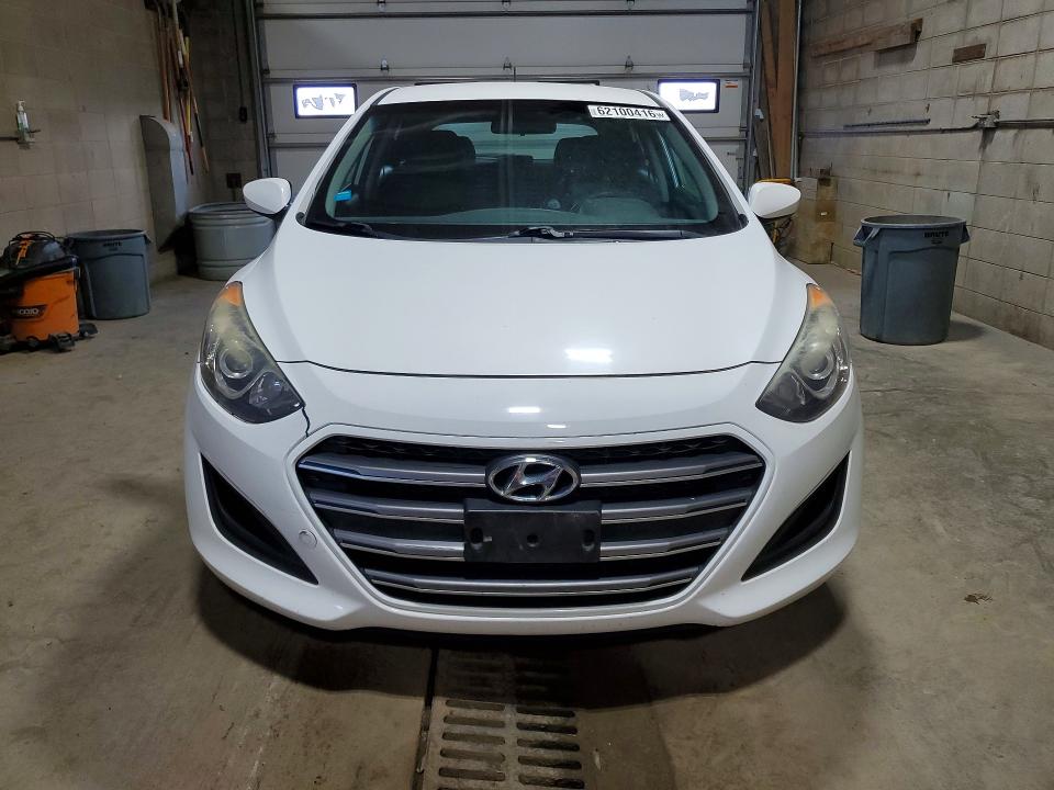 2016 Hyundai Elantra Gt მანქანა იყიდება აუქციონზე, vin: KMHD35LH6GU319277, აუქციონის ნომერი: 62100416