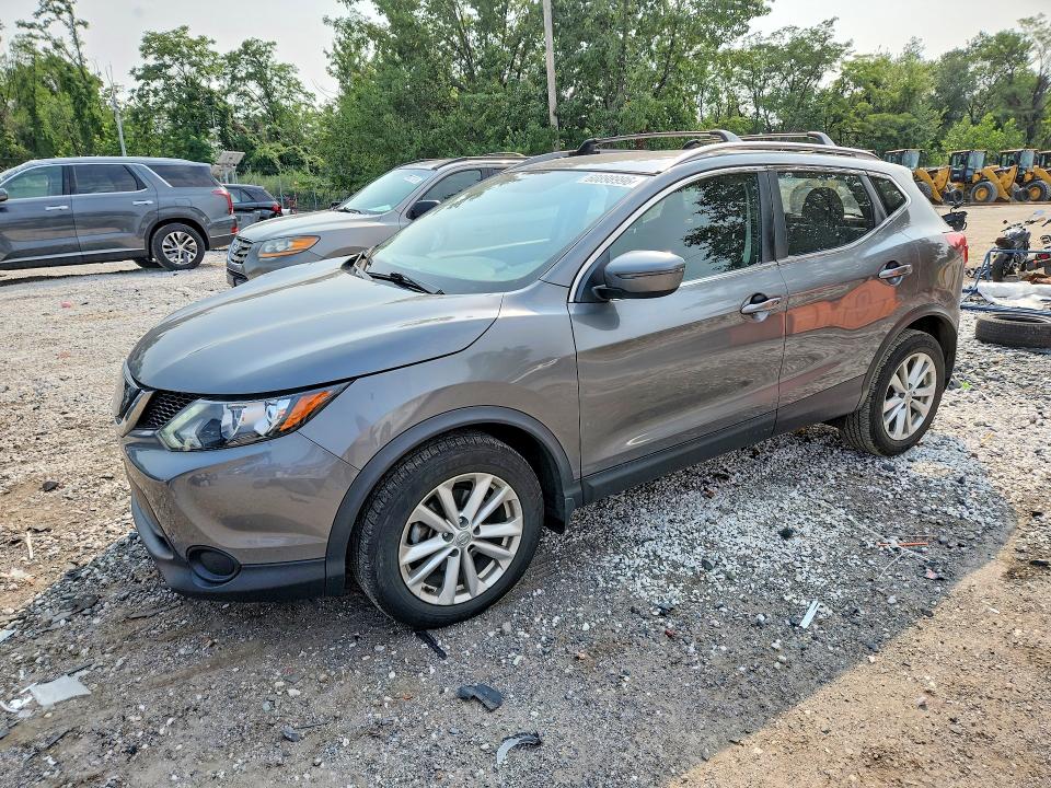60898996 :رقم المزاد ، JN1BJ1CR1JW265761 vin ، 2018 Nissan Rogue Sport مزاد بيع