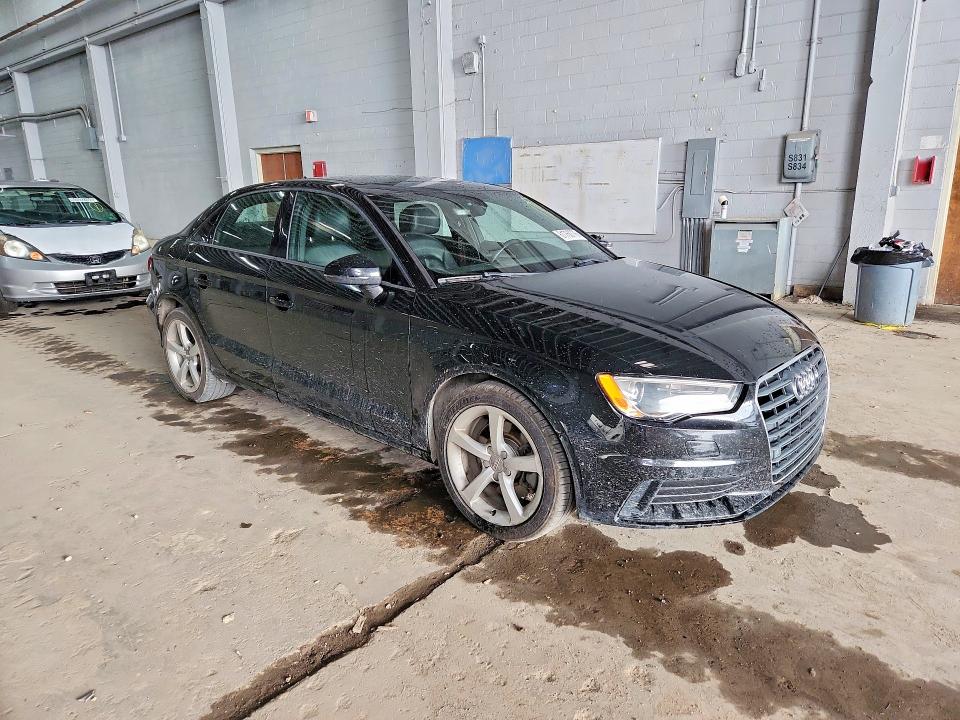 61768776 :رقم المزاد ، WAUA7GFF2G1117875 vin ، 2016 Audi A3 مزاد بيع