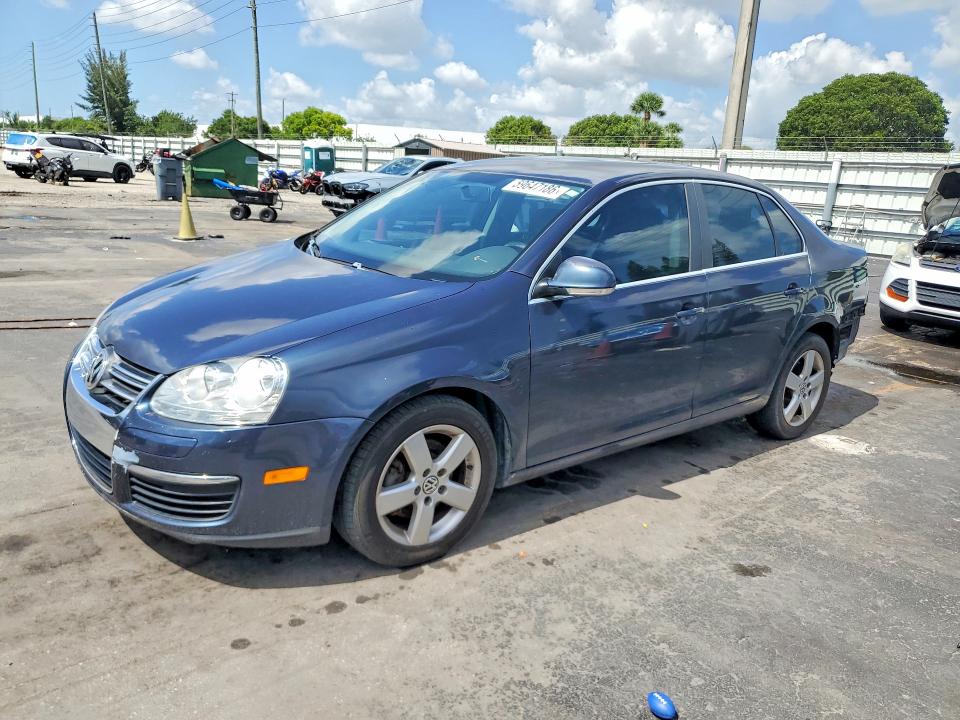 59647186 :رقم المزاد ، 3VWRM71K58M197077 vin ، 2008 Volkswagen Jetta مزاد بيع