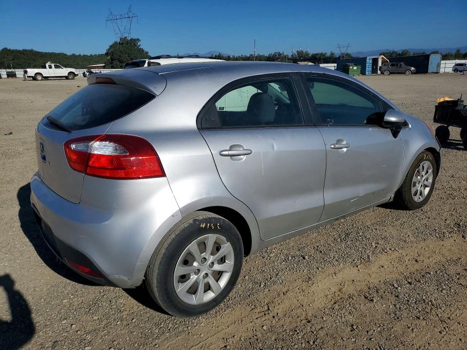 2013 Kia Rio მანქანა იყიდება აუქციონზე, vin: KNADM5A3XD6138687, აუქციონის ნომერი: 62905386