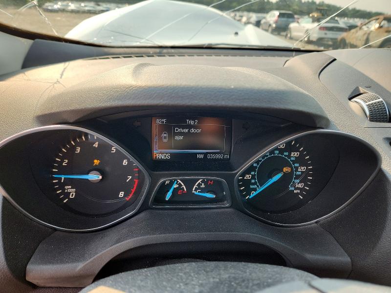 Продаж на аукціоні авто 2015 Ford Escape, vin: 1FMCU0GX5FUA37661, номер лоту: 63073816