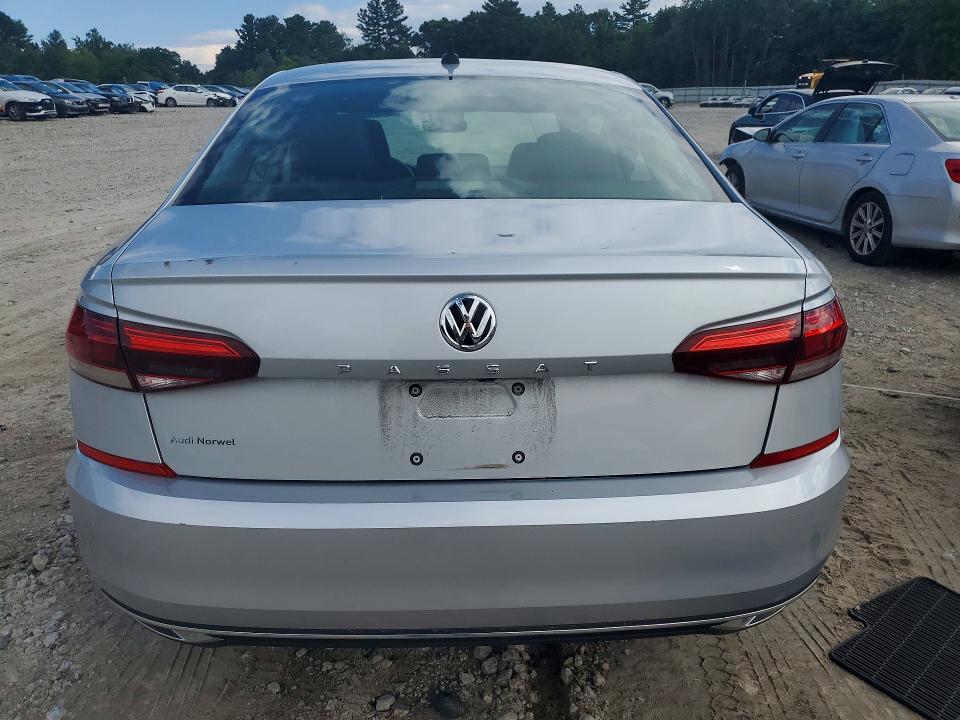 2020 Volkswagen Passat მანქანა იყიდება აუქციონზე, vin: 1VWSA7A38LC012081, აუქციონის ნომერი: 63010626
