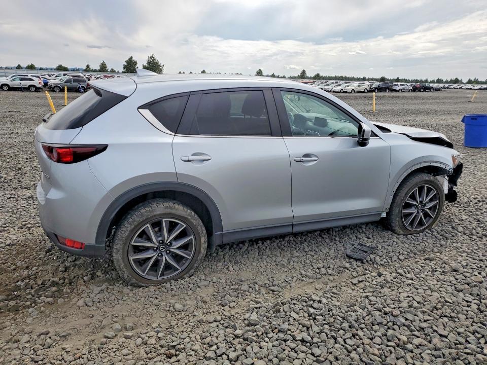 2018 Mazda Cx-5 მანქანა იყიდება აუქციონზე, vin: JM3KFACM5J1422473, აუქციონის ნომერი: 61121106