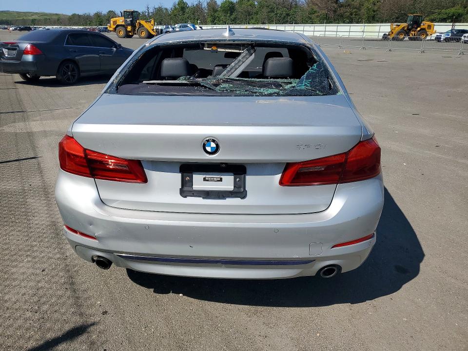 61763816 :رقم المزاد ، WBAJR7C05LWW65201 vin ، 2020 Bmw 530 مزاد بيع