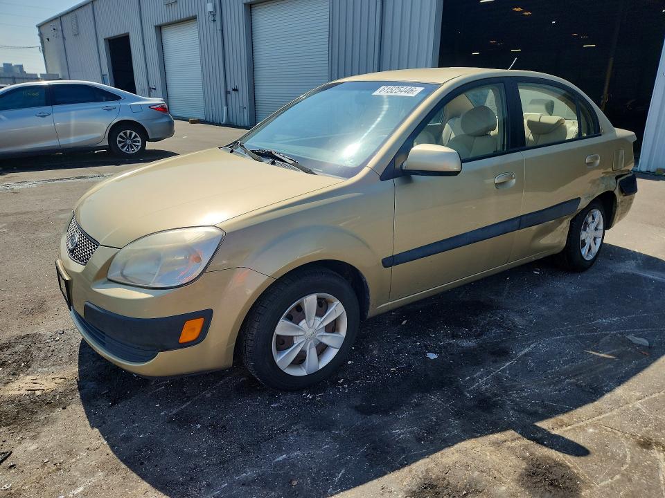 2006 Kia Rio მანქანა იყიდება აუქციონზე, vin: KNADE123366064195, აუქციონის ნომერი: 61525446
